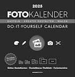 Foto-Bastelkalender schwarz 2025 - Do it yourself calendar 32x33 cm - datiert - Kreativkalender - Foto-Kalender - Alpha Edition