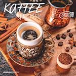 Kaffeegenuss 2025 - Broschürenkalender 30x30 cm (30x60 geöffnet) - Kalender mit Platz für Notizen - Bildkalender - Wandplaner - Küchenkalender