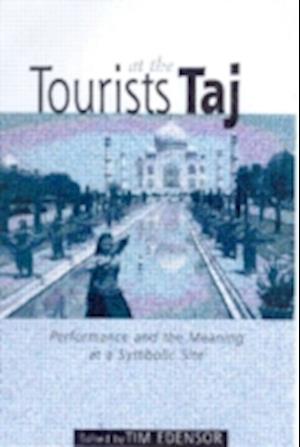 Tourists at the Taj