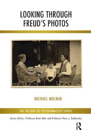 Looking Through Freud's Photos