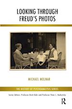 Looking Through Freud's Photos