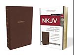 NKJV, Reference Bible, Center-Column Giant Print, Leathersoft, Brown, Red Letter, Comfort Print