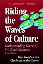 Riding the Waves of Culture: Understanding Diversity in Global Business 2/E