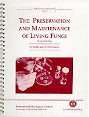 Preservation and Maintenance of Living Fungi