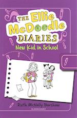 The Ellie McDoodle Diaries 4: New Kid in School