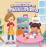 Manualidades En La Biblioteca (Craft Time at the Library)