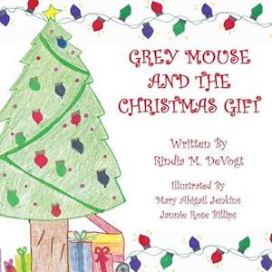 Grey Mouse and the Christmas Gift
