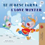 I Love Winter (Romanian English Bilingual Children's Book)