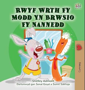 I Love to Brush My Teeth (Welsh Children's Book)