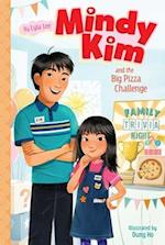 Mindy Kim and the Big Pizza Challenge, Volume 6