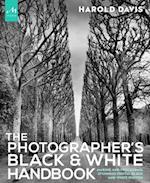 The Photographer's Black and White Handbook
