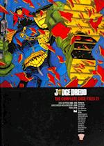 Judge Dredd: The Complete Case Files 21