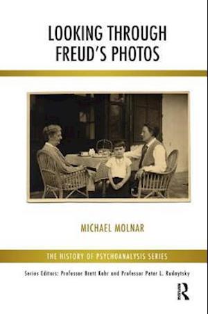 Looking Through Freud's Photos