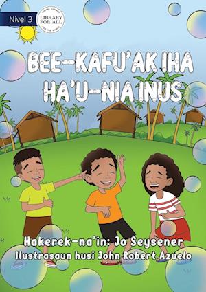 Bubbles On My Nose - Bee-kafu'ak Iha Ha'u-Nia Inus