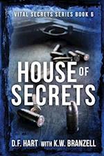 House of Secrets: Vital Secrets, Book Six - Large Print 