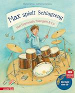 Max spielt Schlagzeug