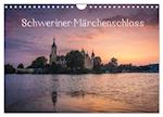 Schweriner Märchenschloss (Wandkalender 2024 DIN A4 quer), CALVENDO Monatskalender