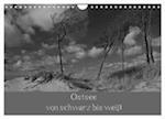 Ostsee - von schwarz bis weiß (Wandkalender 2024 DIN A4 quer), CALVENDO Monatskalender