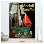 Modell Schiffe (hochwertiger Premium Wandkalender 2025 DIN A2 hoch), Kunstdruck in Hochglanz