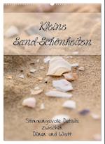 Kleine Sand-Schönheiten / Familienplaner (Wandkalender 2025 DIN A2 hoch), CALVENDO Monatskalender