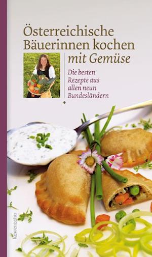 Österreichische Bäuerinnen kochen mit Gemüse