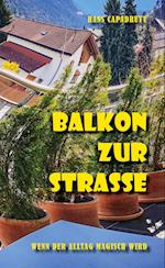 Balkon zur Strasse