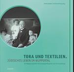 Tora und Textilien