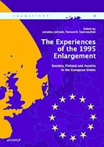 The Experiences of the 1995 Enlargement