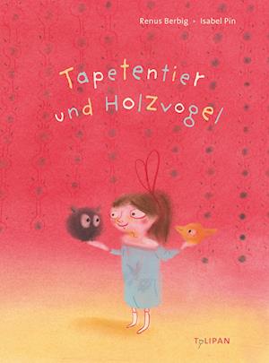 Tapetentier und Holzvogel