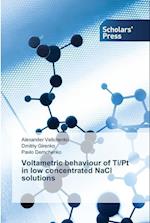 Voltametric behaviour of Ti/Pt in low concentrated NaCl solutions 