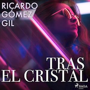 Tras el cristal