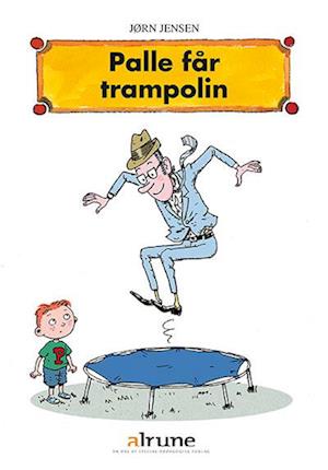 Palle får trampolin