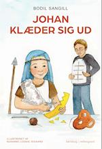 JOHAN KLÆDER SIG UD