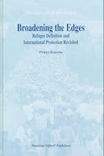 Broadening the Edges (Refugees and Human Rights Volume 1)