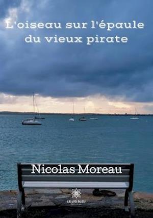 L'oiseau sur l'épaule du vieux pirate