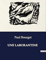 UNE LABORANTINE