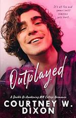 Outplayed - An MM, Double Bi-Awakening, College Roommates Romance